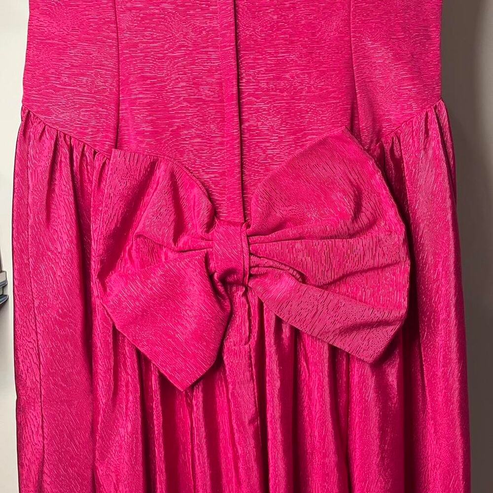 Vintage 1980s Prom Dress with Bow Detail Measures Like a Size 4 - Picture 3 of 4